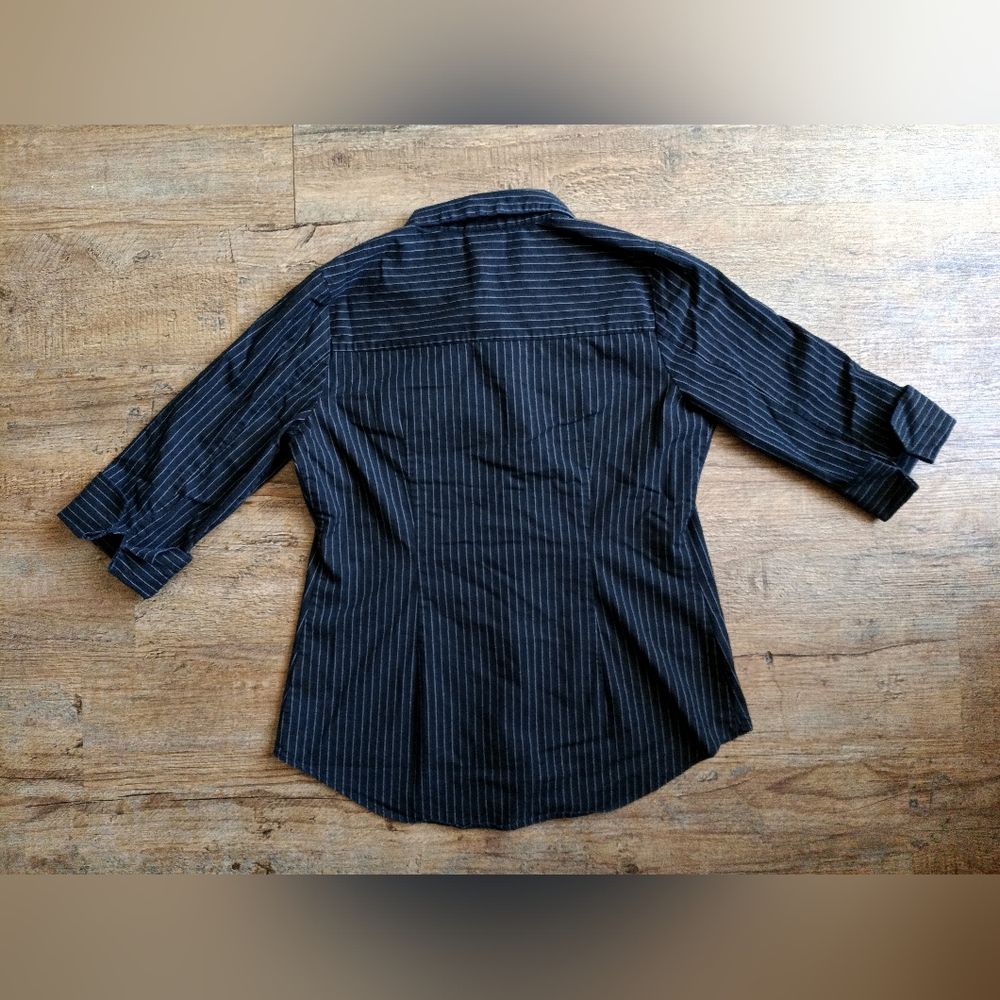 Worthington Black Pinstripe Blouse Size Small - Picture 4 of 6